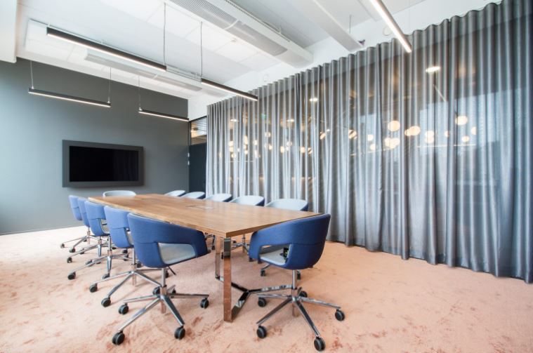 lounge 12 hlö neuvottelutila