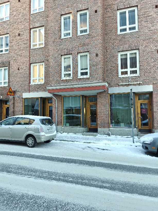 KESKUSTAN LIIKE- TAI TOIMISTOTILA! 