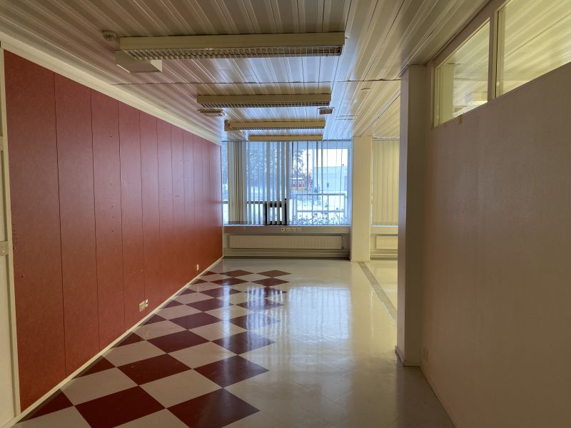 Erillinen toimistohuone