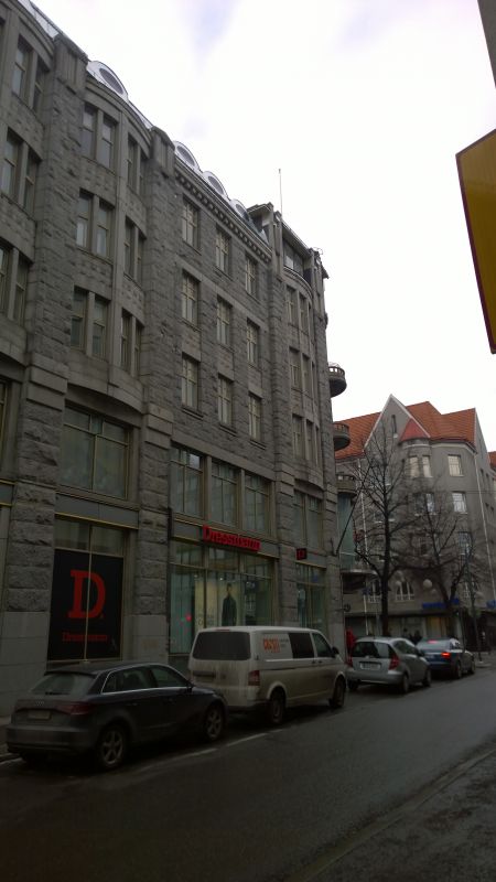 Otran Talo, Hämeenkadulla Sokoksen vieressä* liiketilaa 800m2 (ent. Eurokankaan tila)* liiketila 400m2 (ktön kulmassa)* toimistotilaa 6. kts. 600m2* toimistotilaa 5. krs. 870 m2* tsto- / varastotilaa n 200-300m2