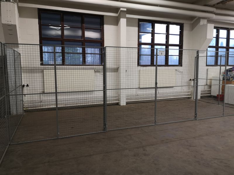 varastohäkki 24,5 m2