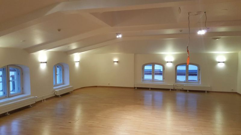 sisäpihan puoleinen avotila