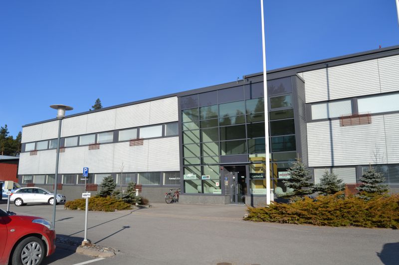 Erittäin hyväkuntoinen 2006 rakennettu toimistorakennus Lohjan Lempolassa. Siistiä, nykyaikaista toimitilaa!