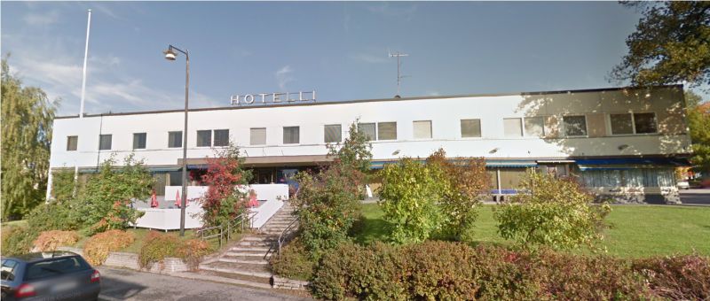 Oletko jo kokenut ravintola-alan konkari vai haluatko toteuttaa unelmasi siirtymisestä ravintola-alalle? Nyt tarjolla mahdollisuus kohtuullisella vuokralla ravintola-/yökerho-liiketoiminnan harjoittamiseen kaikille paikkakuntalaisille jo tutuksi tulleessa miljöössä.