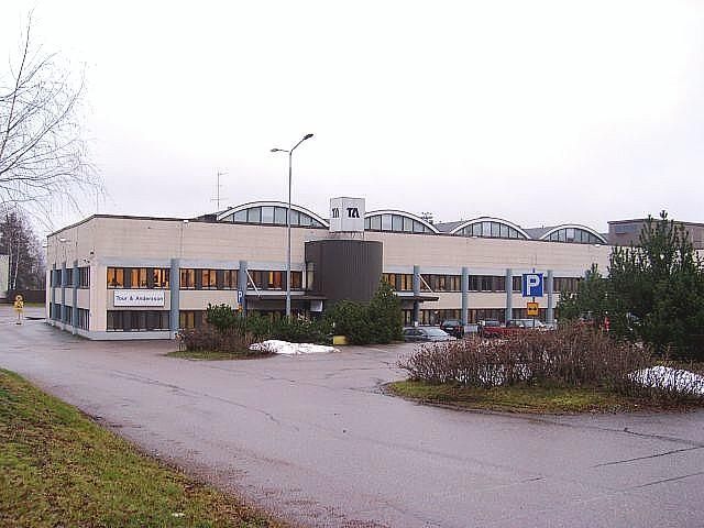 Vuokrattavana joustavasti 500–4 000 m² varastotilaa, jonka korkeus on 5–9,8 metriä. Tiloissa on lastaustaskut ja nosto-o...