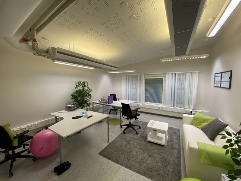 Keskirakennus huone 1