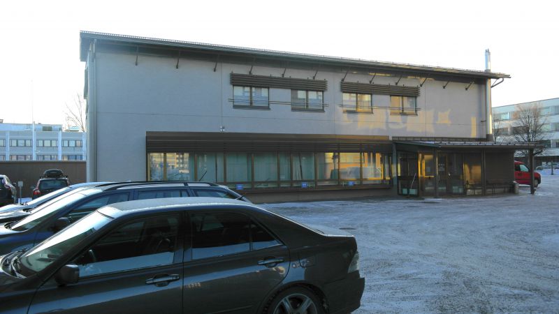 Keskirakennus julkisivu