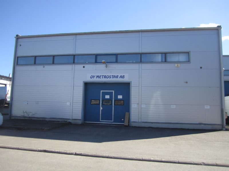 Siisti varasto- ja toimistotila Juvanmalmilla.