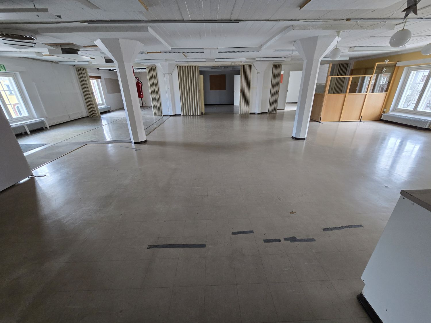 Väliaseman palvelutila