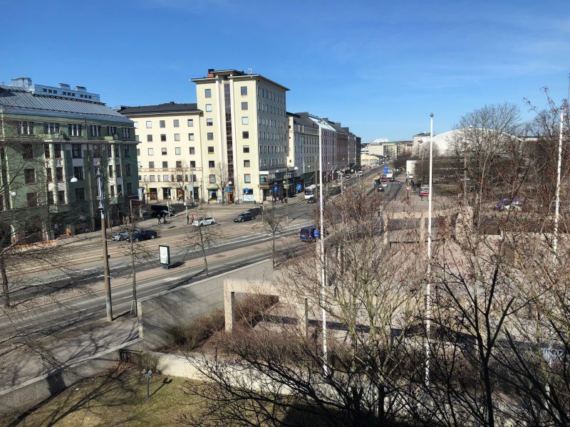 Siistiä toimistotilaa tarjolla hienolla sijainnilla Töölönlahden rannalla.3- kerroksessa tarjolla 316-600m2 ja 2- kerroksessa 300-950m2