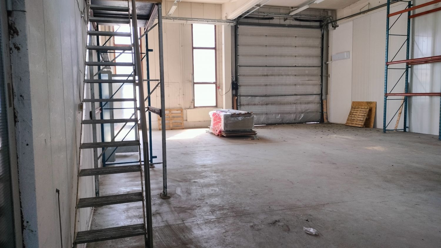 hallitila 3 oven suunta