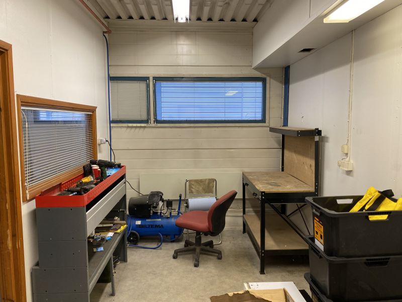 Halli 2, 120m²