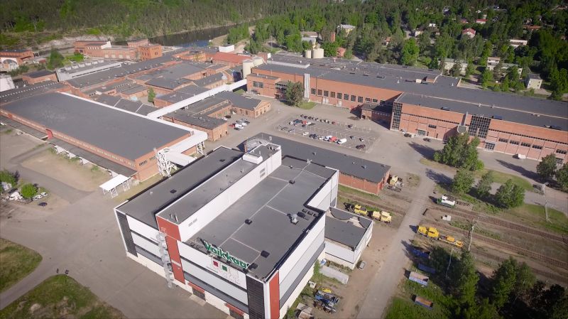 Entisen paperitehtaan alueelle kasvaneen yritysalueen vaikuttava infra täyttää korkeatkin vaatimukset. 

Tarvitsetpa tuo...