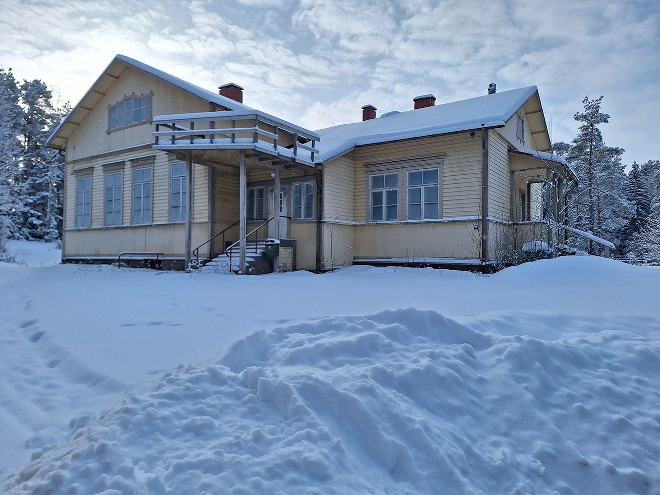 Myydään kulttuurikiinteistö saneerauskohteeksi!