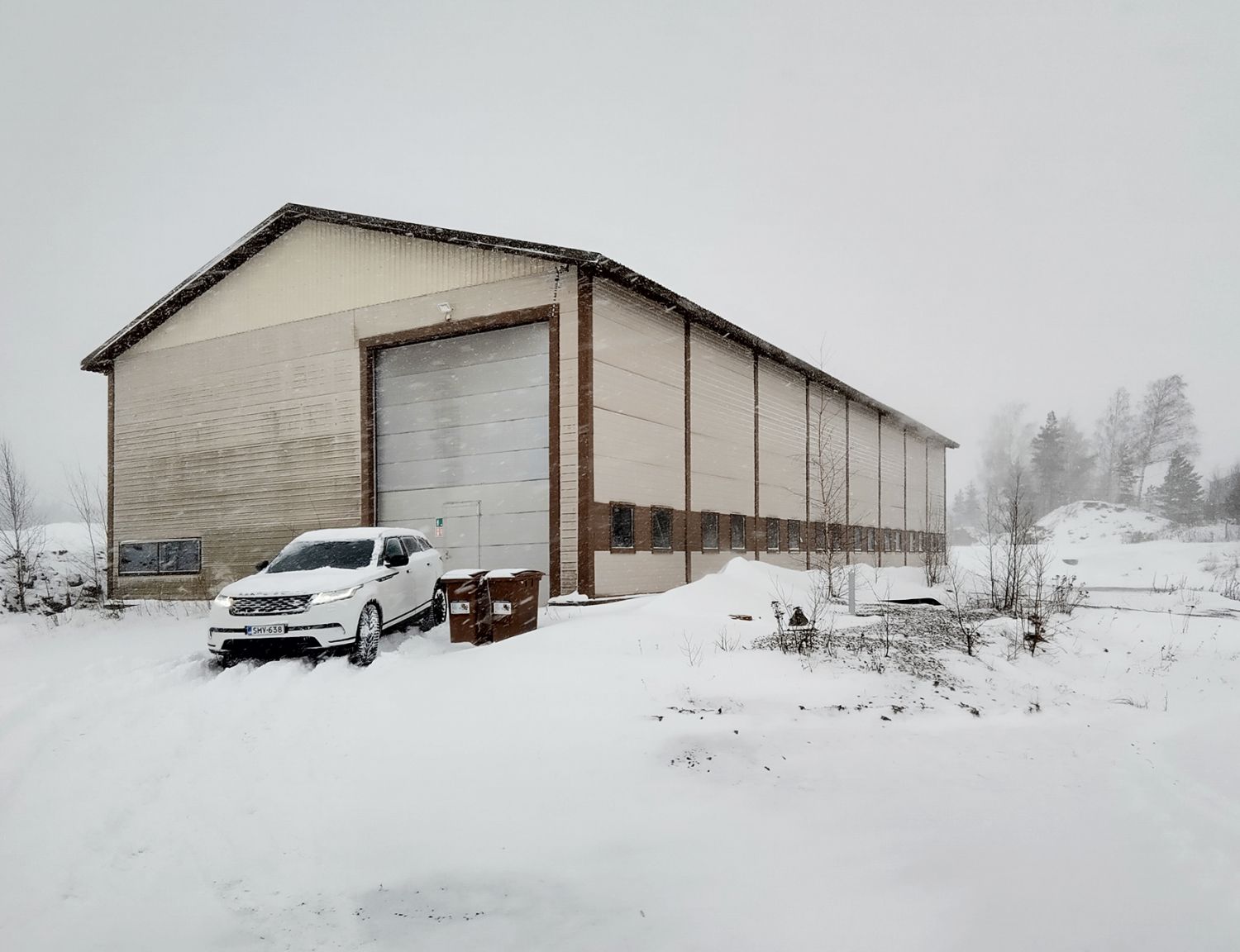 Vuokrataan iso hallitila Tolkkisissa! Vuokra: 2’890 €/kk + alv