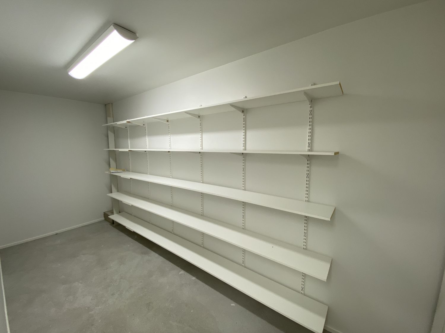 484,5m² parven mappivarasto