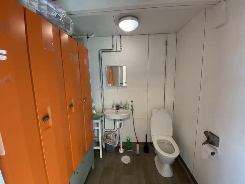 Halli 2 wc