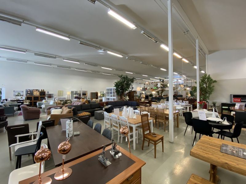 Iso myymälä 750m²