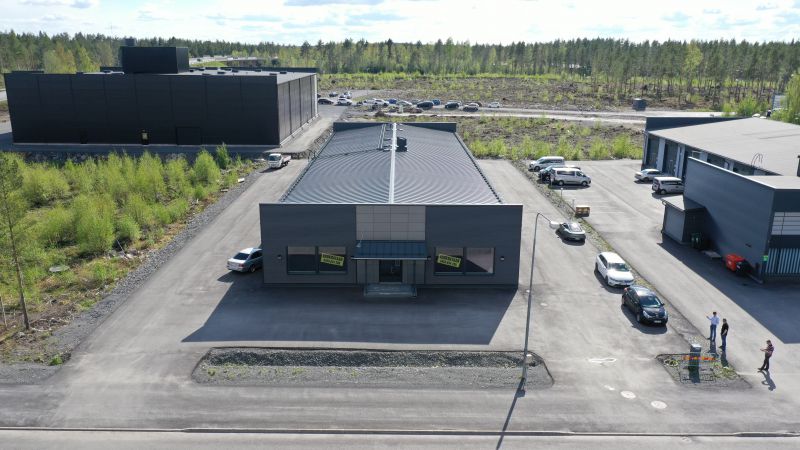 Julkisivu
