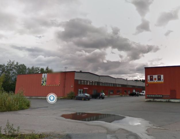 Teollisuushallitilaa korkeus n. 4.5m, nosto-ovi lev. 4m kork. 4.1m, hallitilaa 202 m² josta toimisto- ja sosiaalitiloja ...
