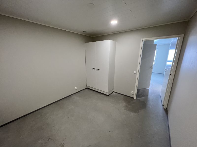 Halli 2 toimistohuone