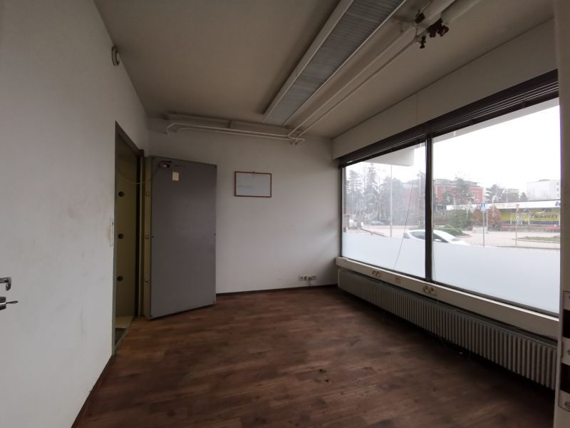 Liiketilat Helsinki Pihlajam ki Graniittitie 1 Toimitilat fi
