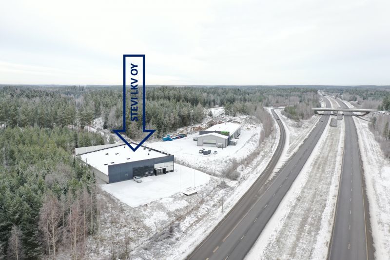 Elintarviketilaa / Liiketilaa / Hallitilaa / Varastotilaa *Toimistot *Loistavat kulkuyhteydet *Soita 0400999900 ja kysy lisää.