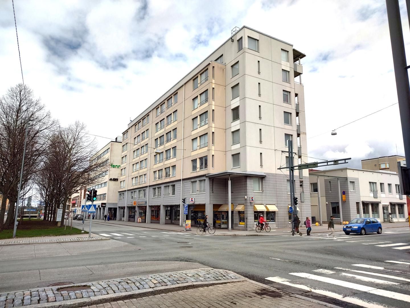 Liiketila 99 m2 Kauppapuistikko