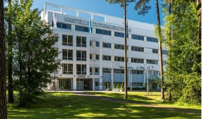 Vuokrataan Oulun Kotinkankaan sairaala-alueelta Kastellin tutkimuskeskuksesta kolmannen kerroksen 85,5 m² toimisto/laboratoriotila. Tilassa on suurempi avotila, erillinen huone, WC ja suihku.