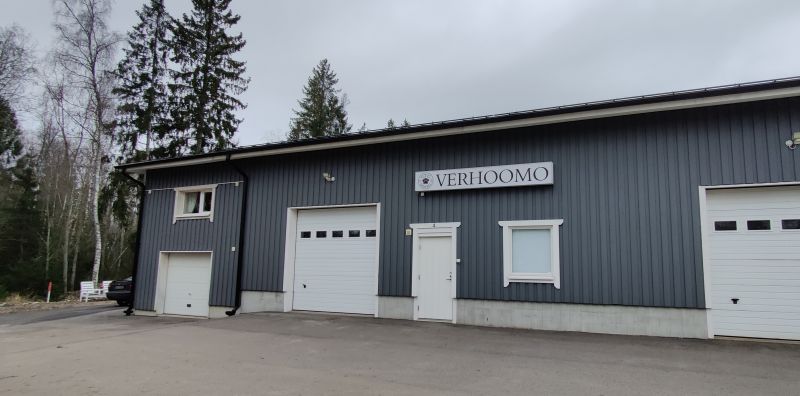 Siistikuntoinen hallitila hyvällä sijainnilla Pappilankorvessa.