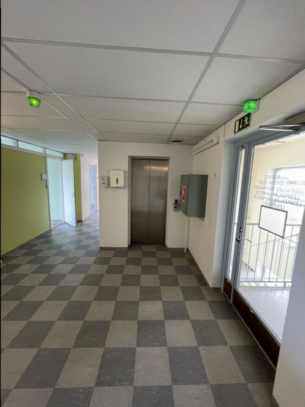 3.krs sisäänkäynti