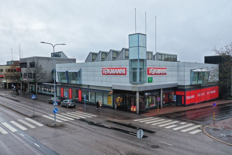 Vuokrataan Lohjan keskustassa varastotilaa, johon lastauslaituriyhteys.