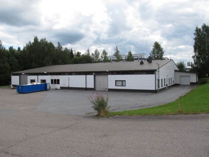 Keskustan välittömässä läheisyydessä sijaitseva moneen tarkoitukseen soveltuva liiketila