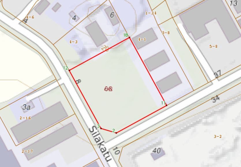 Myydään rakentamaton teollisuuskiinteistö Metsämän alueella. Kohteessa on voimassa oleva rakennuslupa. Tontin pinta-ala on 7.770 m2 ja rakennusoikeuden määrä teollisuus- ja varastorakennusten korttelialueella (T) 5.439 kem2. Tarkemmat tiedot esitteestä!