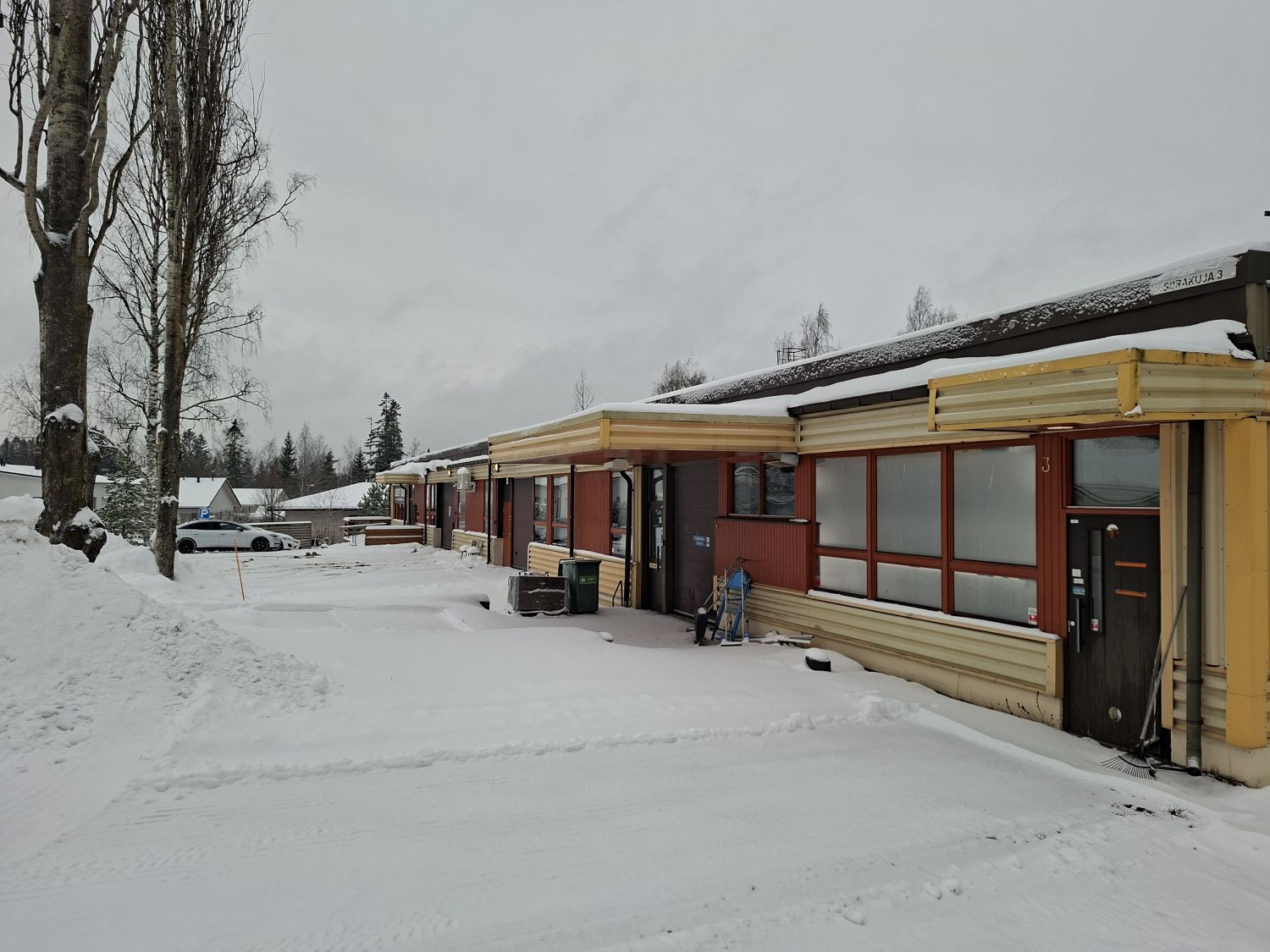 Tuotanto- ja varastotila Nikinmäessä