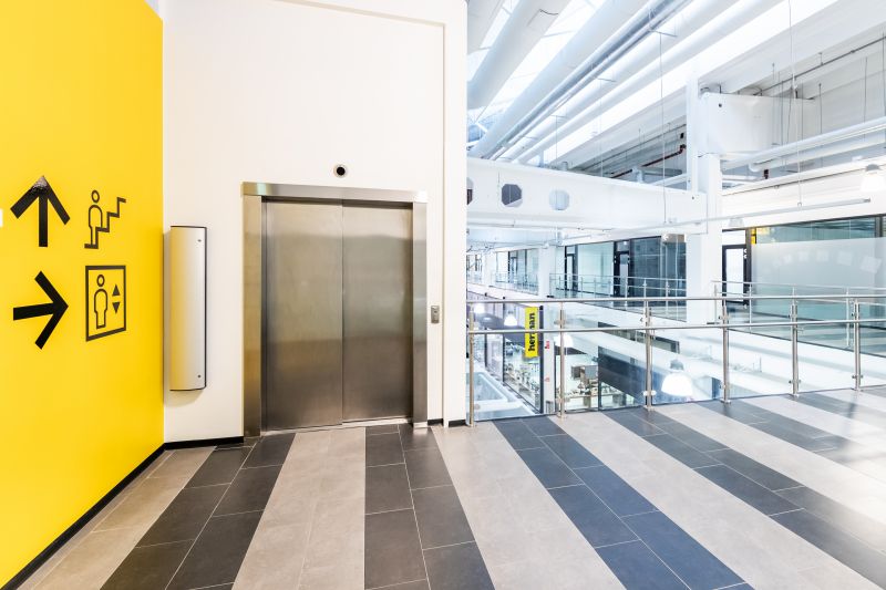 Hissi toiseen kerrokseen