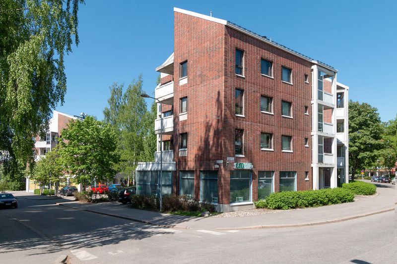 Siisti 138 m² toimisto-/liiketila mukavasta ympäristöstä Espoon Leppävaarasta. 