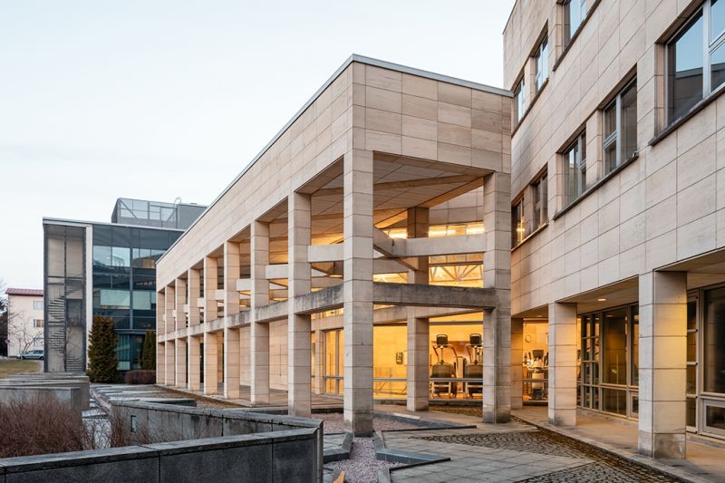 Julkisivun kaunista arkkitehtuuria