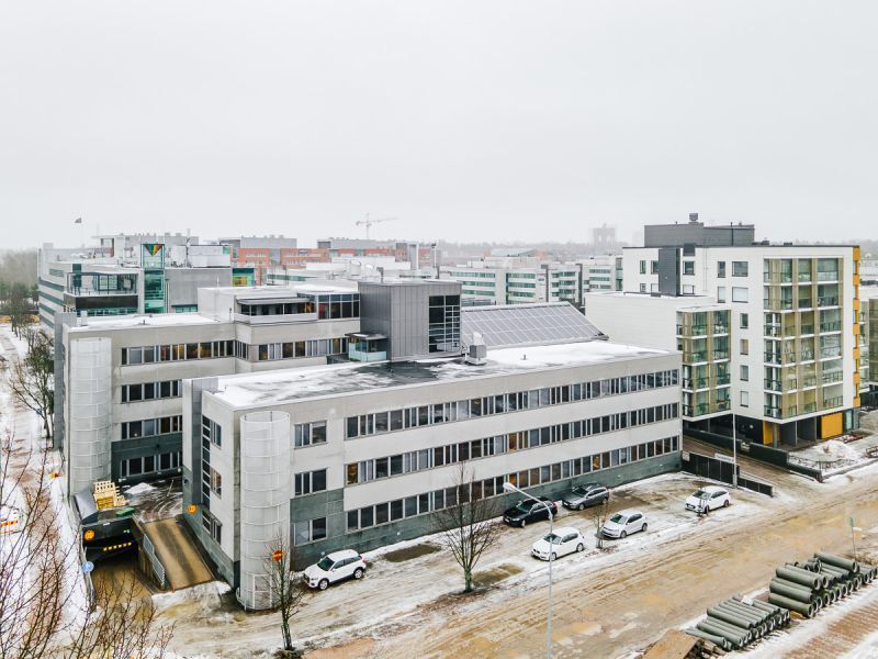 Hyväkuntoinen ja edustava ensimmäisen kerroksen 197 m² toimistotila Espoon Tapiolasta.