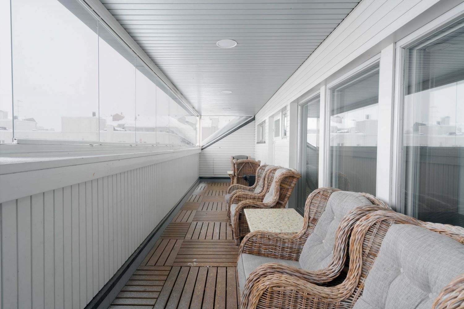 Yhteiskäyttötila: B-rapun kokoustila 