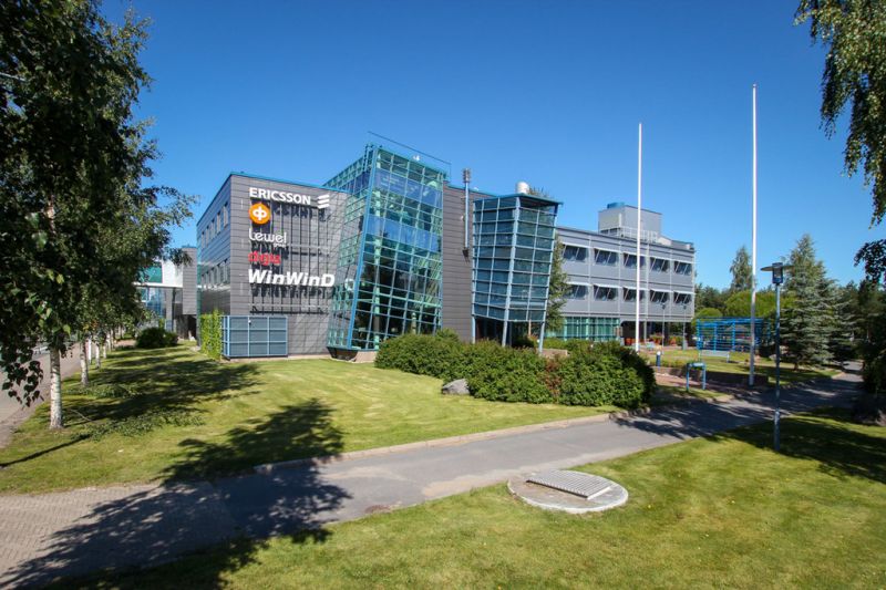 Vuokrattavana toimistotilaa Technopolis Linnanmaassa, Oulussa.Tämä 333m2 toimisto sijaitsee kiinteistön 2. kerroksessa. Tila koostuu avotilasta sekä erikokoisista huoneista. Tilaan kuuluu oma keittiö. Technopolis Linnanmaa on yksi Euroopan merkittävimmistä ICT-teknologian kehityskeskuksista. Tec...
