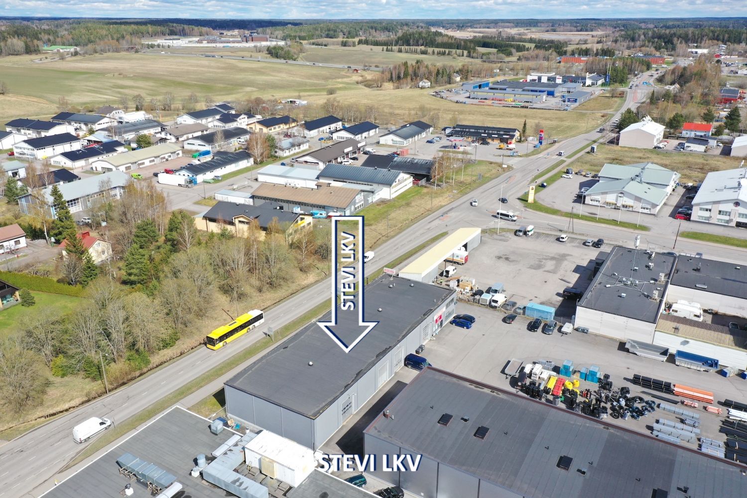 Hallitilaa Orikedolla *Lämmitys sisältyy *Piha-alue *Iso nosto-ovi *Heti vapaana