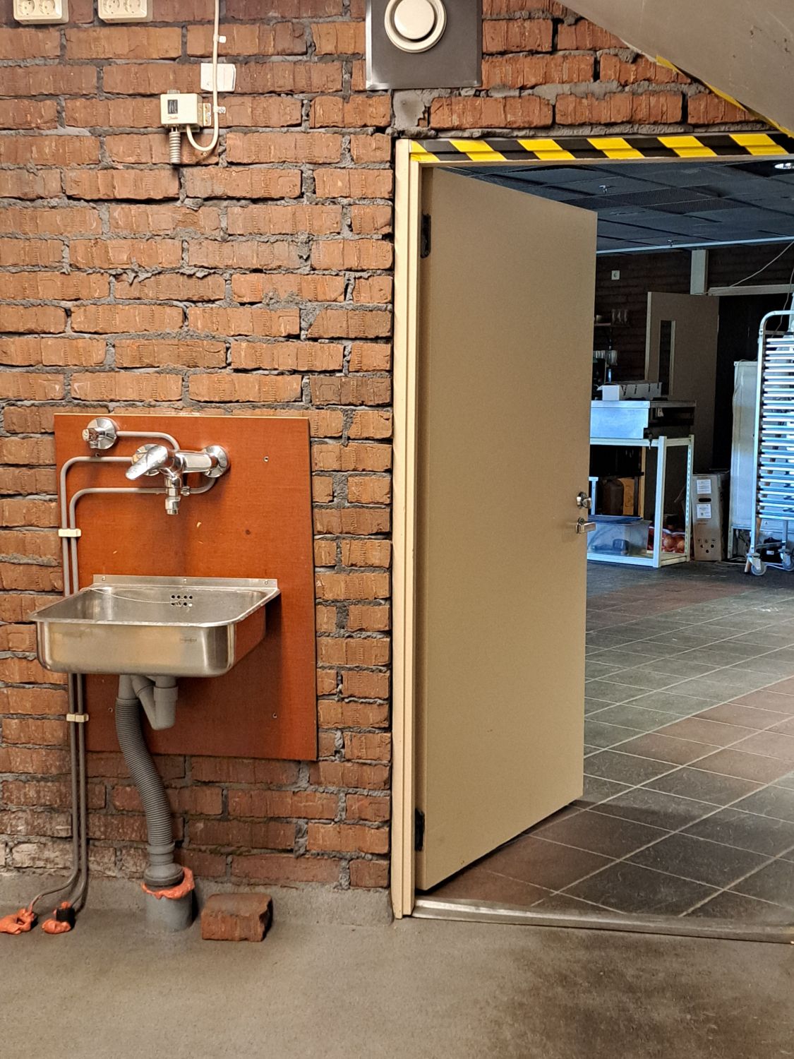 Varastossa vesipiste