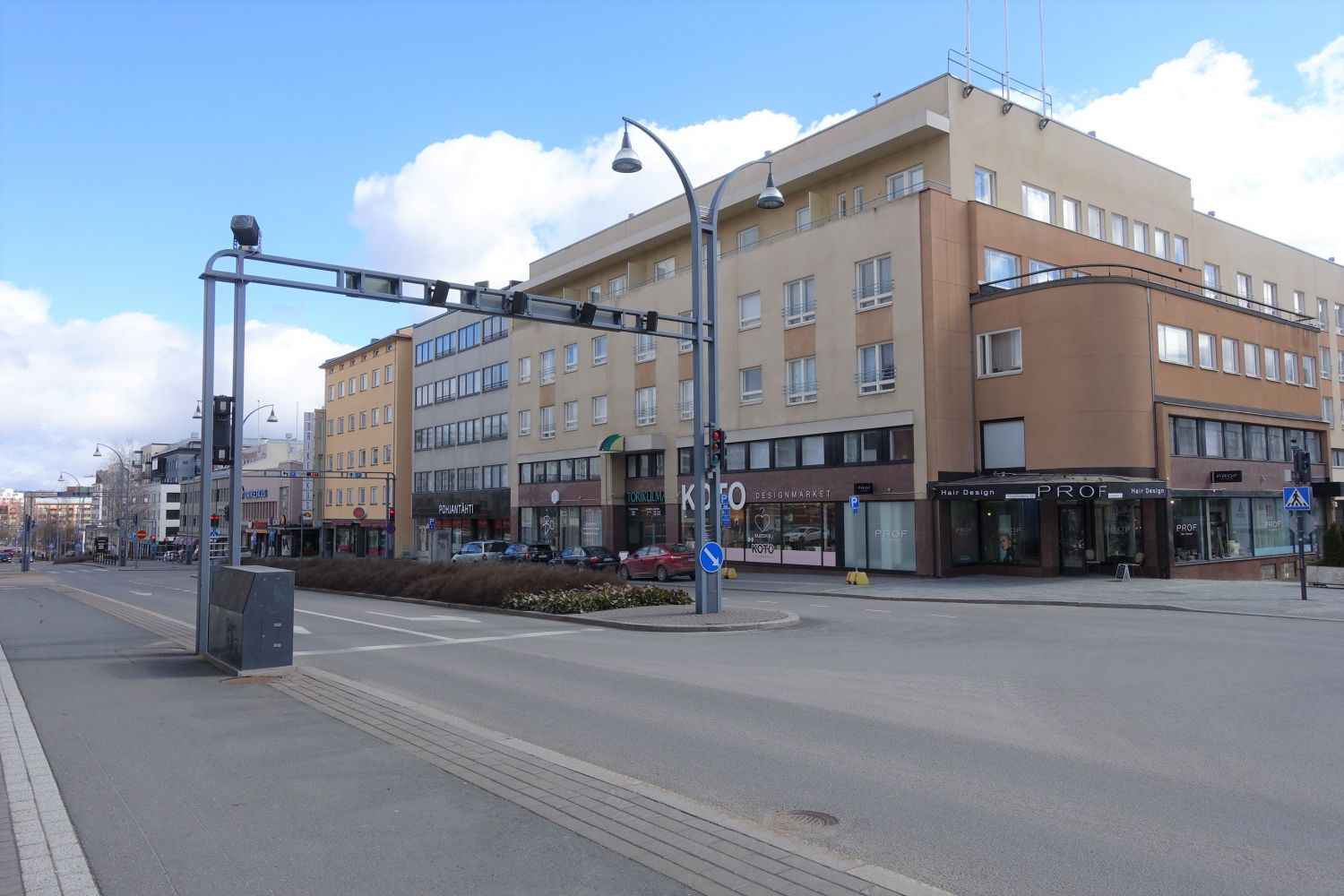 Ydinkeskustasta siistiä ja näkyvällä paikalla olevaa liiketilaa