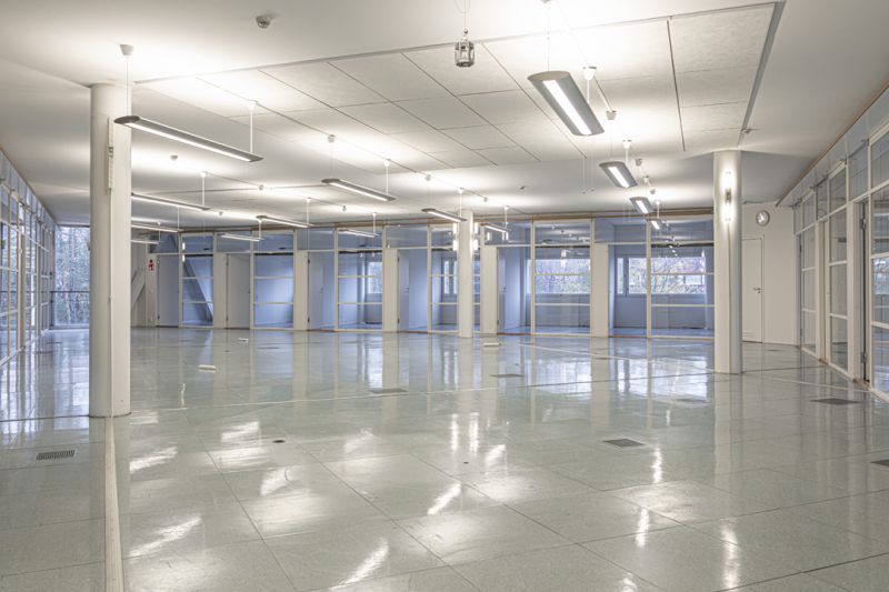 Modernisoitu 254 m² toimisto keskeisellä paikalla Espoon Otaniemessä