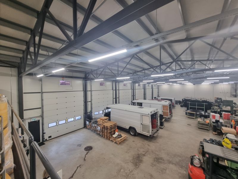 Loossit 1-6, 612 m2 + parvi n. 90 m2: 