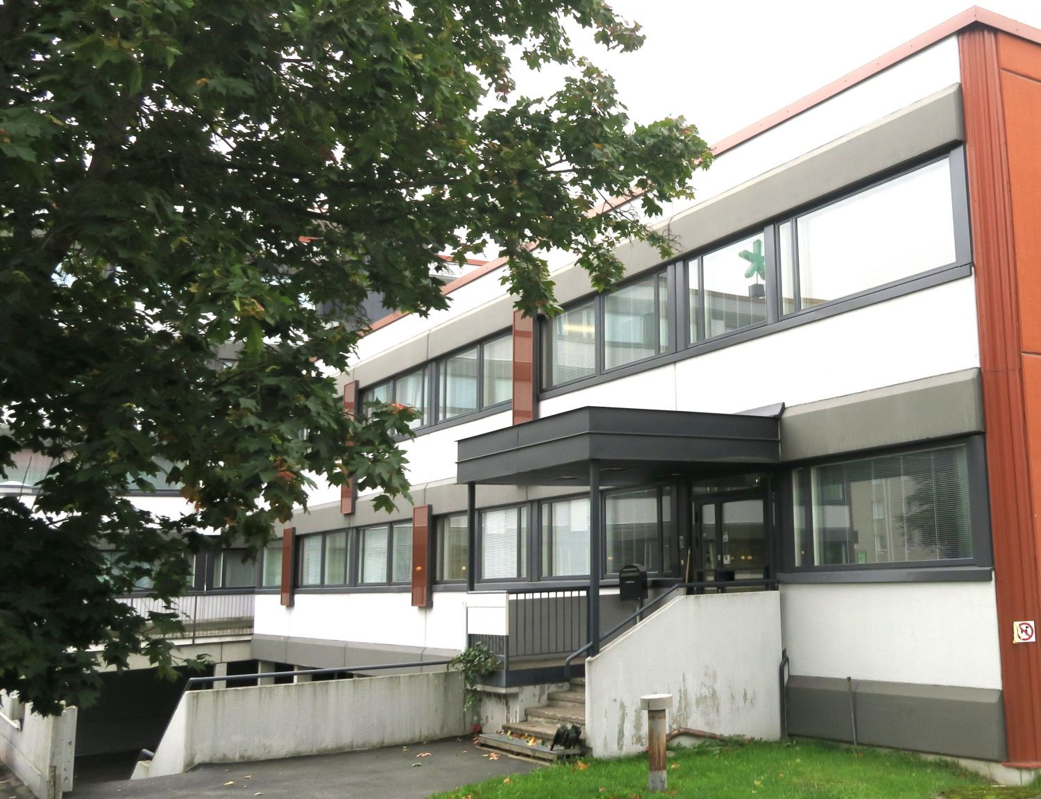 Vuokrataan 520 m2 toimistotilaa keskustan läheisyydestä