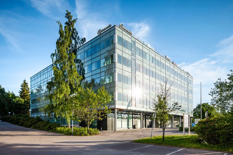 Laadukas, nykyaikainen 527 m² toimisto Espoon Sinimäessä.