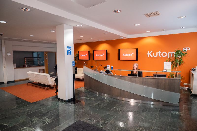 Siistiä 79 m² toimistotilaa Kutomo Business Parkissa, hyvien kulkuyhteyksien varrella Pitäjänmäessä.