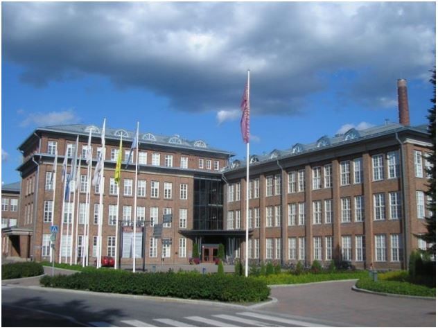 Tourulassa toimistotilaa vuokrattavana